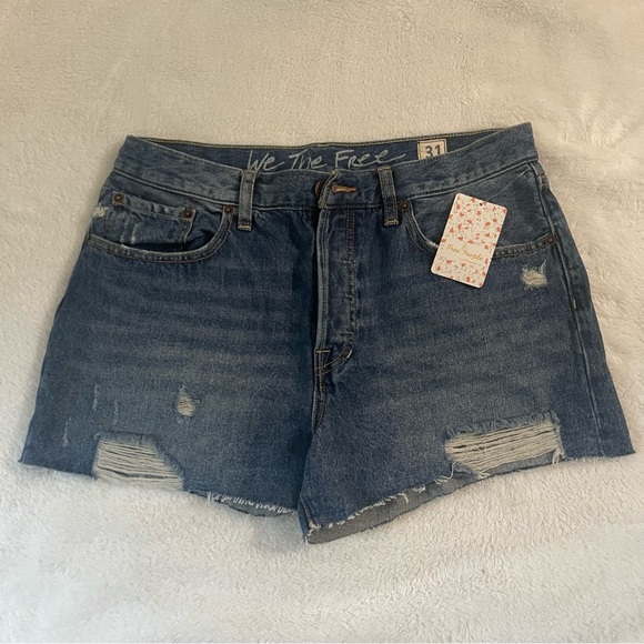 Free People Womens Sz 26 Sofia Short in Washed Denim Sz 26 - Picture 1 of 8